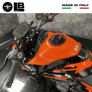 Copertura Serbatoio Moto 3D Adesiva in Gel Compatibile con KTM Duke 890 GP 2022-2023 - Elegante Protezione Serbatoio - Product Image 3