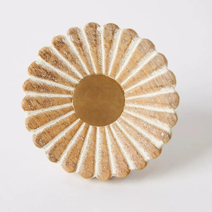 Poignée de tiroir d'armoire décorative de conception de bouton de fleur élégant pour la décoration intérieure moderne de cuisine d'armoire matériel intérieur élégant - Product Image 1