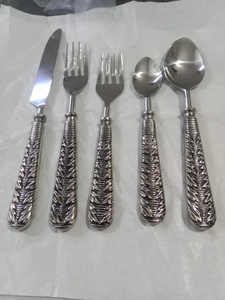 A complete set of cutlery which is used in kitchenware <b>bakeware</b> cookware & dinnerware is available at HHO with the best quality - Product Image 6