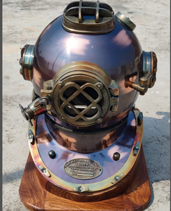 Casco de Buceo Antiguo de la Marina de los Estados Unidos, Hecho a Mano con Latón de Alta Calidad - Product Image 1