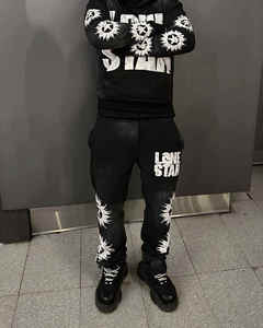 Conjunto de sudadera con capucha y pantalones de chándal acampanados con diseño de serigrafía personalizado 500 GSM Vintage Sun Faded Chándal para hombres - Product Image 4