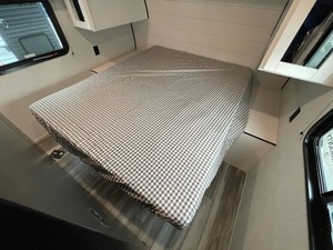 New 2026 Jayco Jay F-l-i-g-h-t Slx 261BHS trailer ready for sale - Product Image 3