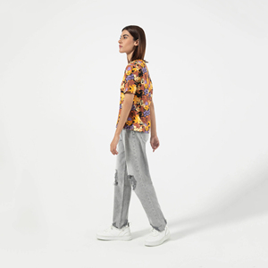 Camisetas de Manga Corta de Algodón de Alta Calidad para Mujer, Ecológicas, Personalizables, Transpirables, Antibolitas, Diseño Moderno - Product Image 3