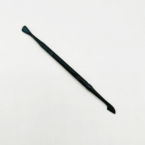 Pousse-cuticules et cuillère nettoyante pour ongles en acier inoxydable noir mat de qualité supérieure, outil de manucure et pédicure pour l'élimination des peaux mortes - Product Image 3