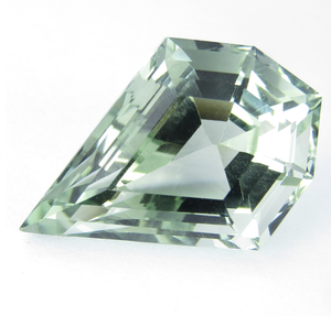 Fabricant de gros offres en vrac améthyste verte naturelle bouclier cerf-volant forme fantaisie Prasiolite Quartz pierres précieuses certifié IGI en vrac - Product Image 4