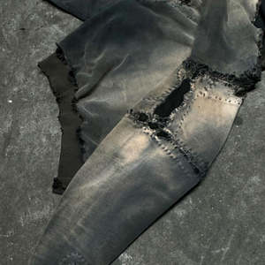 OEM Trending Men's Heavyweight Oversized Ripped Pullover Hoodie Custom Sun Faded Distressed Vintage Plus Size 100% Cotton - Product Image 4