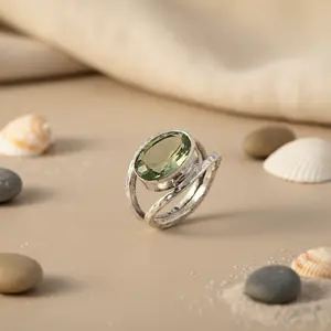 Bague statement bohème en argent sterling 925 avec améthyste verte naturelle plaquée rhodium et taillée pour un cadeau de promesse pour femme - Product Image 2