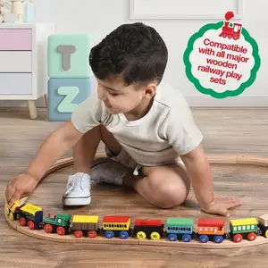 Set di treni in legno 12 pezzi di giocattoli da treno Set magnetico include 3 motori Set di treni giocattolo per bambini