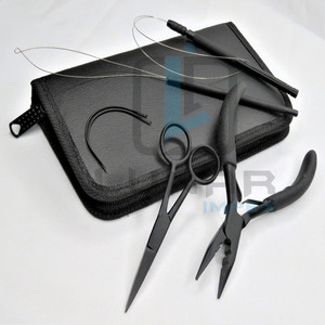 Petit kit d'outils d'extension de cheveux facile à transporter de couleur noire mate avec disponibilité d'étiquetage de logo de marque personnalisé - Product Image 4
