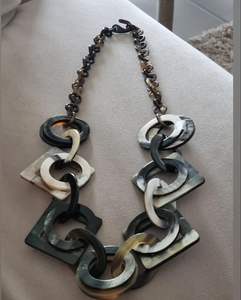 Collier fille de haute qualité nouvelle conception de Style animal avec véritable corne de boeuf de buffle technique polie dernière version artisanat HF - Product Image 1