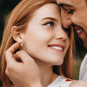 Pendientes Colgantes de Diamantes Naturales Más Vendidos con Oro Amarillo de 18K y Joyería Hecha a Mano para Mujer, Regalo de San Valentín, para Venta de Exportación - Product Image 3