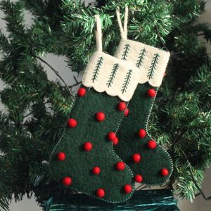 ถุงเท้าสักหลาดฤดูหนาวสุดหรู - ถุงเท้าสักหลาดสีเหลืองทำมือ - ถุงใส่ของขวัญซานต้า - ถุงเท้าสักหลาดขนาดเล็ก - Product Image 1