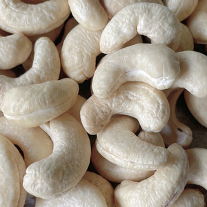 Anacardos crudos de Vietnam al por mayor, anacardos WW180, WW240, WW320, anacardos SANTIGO OEM, ODM - Product Image 1