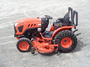 Tractor Cortacésped Kubota LX2610HSD 2023 - Product Image 5