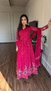 2024 été femmes col en v parole longueur robe solide motif lourd 3mm paillettes broderie lavable tissé tissu pour les Festivals de travail - Product Image 5