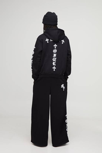 เสื้อฮู้ดดี้โอเวอร์ไซส์แบบซิปปักลายฤดูหนาวสำหรับทุกเพศ ผลิตจากผ้าฝ้าย 100% รับผลิตแบบ OEM - Product Image 5