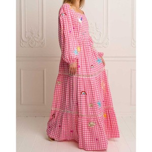 ชุดเดรสยาวสำหรับผู้หญิง สไตล์ลำลองหรูหรา ตกแต่งกระดุม ผ้าเครปเนื้อนุ่ม ดีไซน์แขนกุด ทรงสวยเหมาะกับวันหยุด - Product Image 6