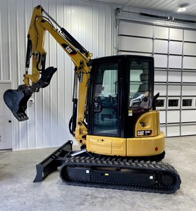 Mini machine Offres Spéciales de ferme du bêcheur 4Ton d'excavatrice de chenille de CAT 304E2 à vendre - Product Image 1