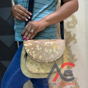 กระเป๋าหนังวัวลายเมทัลลิกขนสัตว์ดีไซน์ใหม่กระเป๋าช็อปปิ้งกระเป๋าลำลองมีขน - Product Image 1