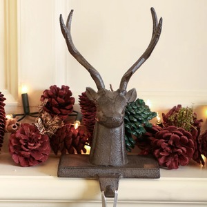 Soporte de calcetín de Navidad de hierro rústico para chimenea Mantel estante colgante decorativo festivo para decoración del hogar de vacaciones - Product Image 3