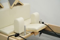 Reformer de Madera de Arce Blanco de Alta Resistencia, Comercial, con Diseño de Cuerpo Ajustable, Logotipo Personalizado, Correas de Cuero, Saludable y de la Mejor Calidad