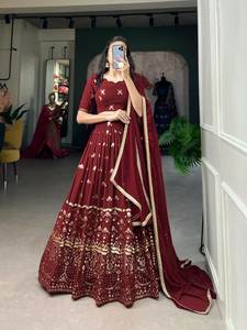 Suministro al por Mayor de Lehenga Choli de Georgette Bordado Multicolor Indio y Pakistaní con Borde de Encaje para Bodas Elegantes - Product Image 5