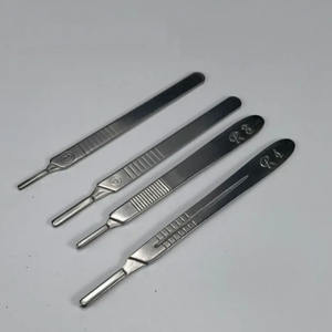 Mango de Bisturí de Acero Inoxidable, Mango Largo para Bisturí, Soporte para 4 Cuchillas de amrid surgical - Product Image 1