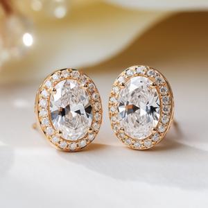 Pendientes Clásicos con Diamantes Cultivados en Laboratorio VVS Moissanite para Mujer, Chapados en Oro de 14k, Certificados por IGI, Corte Ovalado - Product Image 1