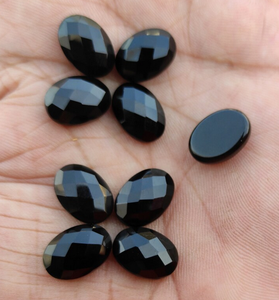 Cabujones de forma ovalada facetada de ónix negro natural para la fabricación de joyas en varios tamaños, crea diseños impresionantes con 925 Sterling Si - Product Image 2