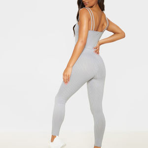 Monos de fitness transpirables para mujer con logotipo personalizado para ropa de gimnasio de verano, monos de fitness de verano personalizables OEM - Product Image 2