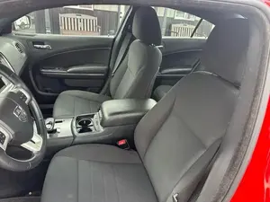 2014 cargador Dodge V6 - Product Image 5