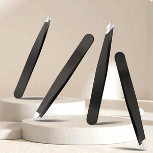 Kit de pinces à cils en acier inoxydable de marque privée avec poignée en diamant et pointe pointue emballage en boîte rose fibre de marque privée - Product Image 3