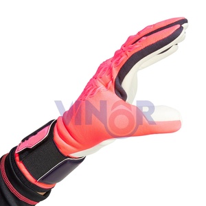 Gants de gardien de but de football en latex allemand de 4 mm, rembourrés, personnalisables, pour jeunes, gants de gardien de but de football, service OEM - Product Image 4