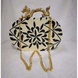 La plupart des pochettes en résine de haute qualité design moderne avec poignée en métal pochettes de soirée pour les femmes sac à main de luxe - Product Image 5