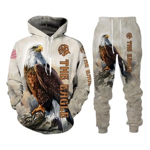 Ensemble sweat-shirt et pantalon imprimé premium, imprimé artistique audacieux, mélange de coton, décontracté et confortable, idéal pour la vente au détail - Product Image 3