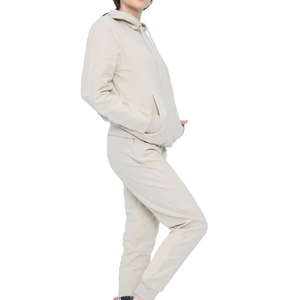 Conjunto de jogging de invierno de dos piezas de calidad superior para mujer Chándales con capucha personalizados con diseño impreso Disponible al por mayor - Product Image 6