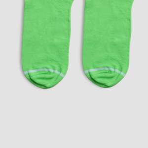 Chaussettes courtes de sport Endura Gym (Jaune Néon) Confortables, anti-transpiration, en fibre de bambou, imprimé automne par sublimation - Product Image 4