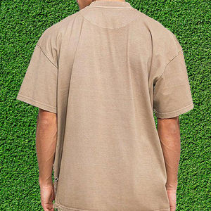 T-shirt surdimensionné à manches courtes 100% coton de qualité supérieure de couleur unie avec effet vieilli - Product Image 2