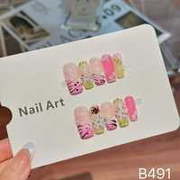 Faux ongles faits à la main à pression, couvrance totale, motif floral pastel pré-dessiné