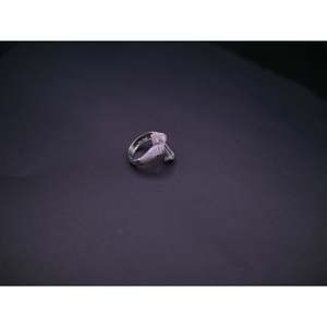 Bague Croix de Luxe Entièrement Micro-Pavée de Zircons Cubiques Créés en Laboratoire, Finition Or Blanc, Bijou Religieux Massif et Surélevé en 3D - Product Image 3