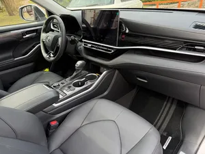 2026 HIGHLANDER IV (XU70) FACELIFT Low Mileage Sound Engine AUTOMATIC Transmission <b>Panoramic</b> roof lights Ready to Ship - Product Image 3