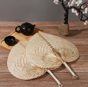 Abanicos de mano de hoja de palma natural: mezcla sostenible de bambú y Rafia, perfecta para bodas y fiestas - Product Image 3