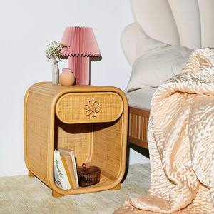 Buffet de luxe au design unique, meuble pour chambre à coucher, buffet de chevet en rotin fabriqué à la main de manière écologique - Product Image 4