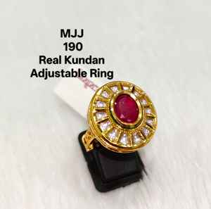 Anillo Kundan de Alta Demanda con Acabado Antiguo, Perfecto para Bodas, Estilo Étnico, Disponible al por Mayor - Product Image 2