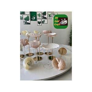 COUPE À VIN EN COQUILLAGE NATUREL FAIT MAIN ÉLÉGANT GOBELET À COQUILLE DE CONQUE POUR DÉCORATION CÔTIÈRE ET CADEAU DE LUXE - Product Image 4