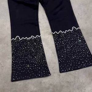 กางเกงขากระบอกสำหรับผู้ชายดีไซน์เรียบง่ายลายเพชรเทียมใส่สบายสำหรับฤดูหนาวสไตล์อินเทรนด์ขายดีที่สุด - Product Image 2