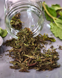 Hojas de Menta Secas de Grado de Exportación, Limpias, Verdes y Aromáticas - Product Image 1