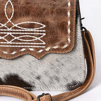 Sac bandoulière vintage brodé en cuir véritable pour femme, style bohème, printemps-été-automne-hiver