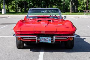 Chevrolet Corvette Convertible de 1966, Usado en Buen Estado, Transmisión Manual de 4 Velocidades, Motor V8 de 327 Pulgadas Cúbicas, Techo Rígido Incluido - Product Image 1