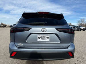 รถยนต์มือสองราคาประหยัด ปี 2021 โตโยต้า ไฮแลนเดอร์ X-LE พวงมาลัยซ้าย - Product Image 6